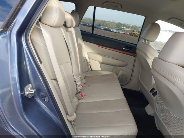 44878482 :رقم المزاد ، 4S4BRBKC0E3212710 vin ، 2014 Subaru Outback 2.5i Limited مزاد بيع