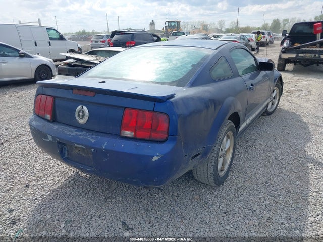 Продаж на аукціоні авто 2007 Ford Mustang V6 Deluxe/v6 Premium, vin: 1ZVHT80N275349739, номер лоту: 44878508
