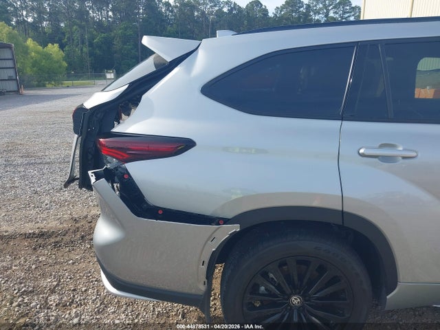 5TDKDRBH2SS588259 Toyota Highlander Xse