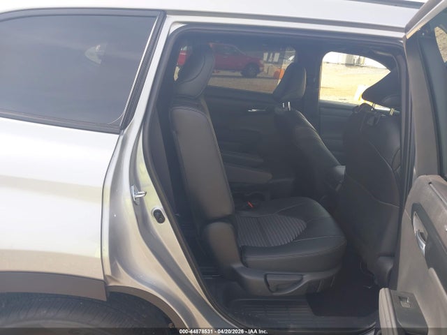 5TDKDRBH2SS588259 Toyota Highlander Xse