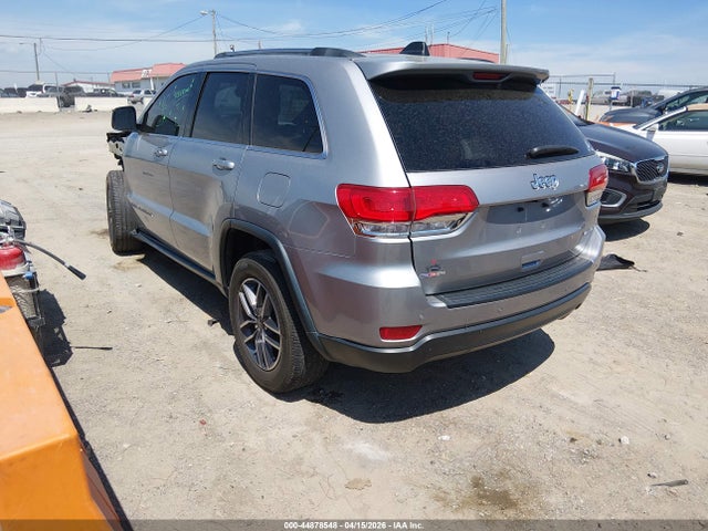1C4RJEAGXKC621776 Jeep Grand Cherokee Laredo E 4x2