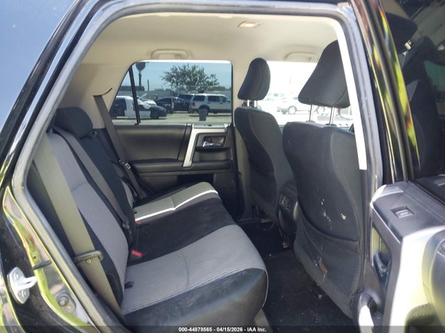 JTEBU5JR9J5501640 Toyota 4RUNNER SR5