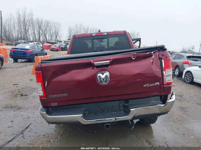 1C6RRFBGXLN327188 RAM 1500 Big Horn 4x4 6&#039;4 Box