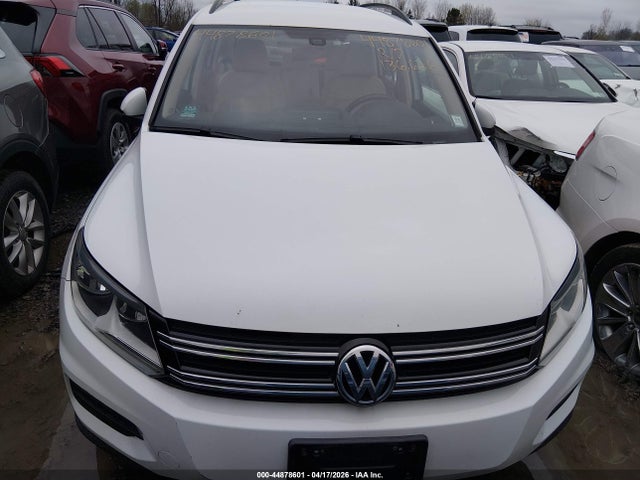 44878601 :رقم المزاد ، WVGBV7AX2GW525899 vin ، 2016 Volkswagen Tiguan S مزاد بيع