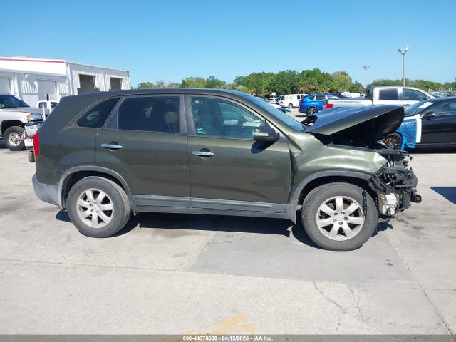 Продаж на аукціоні авто 2011 Kia Sorento Lx, vin: 5XYKT3A10BG097819, номер лоту: 44878609