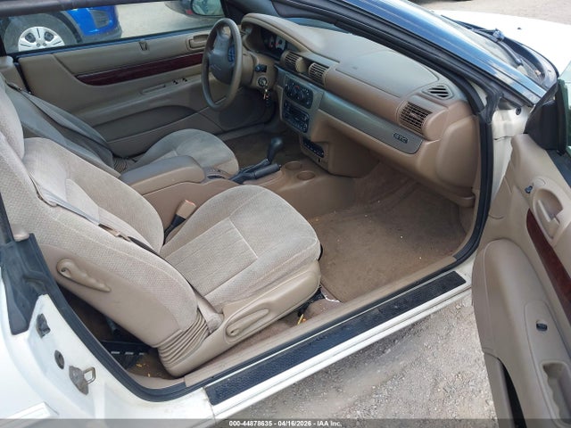 Продажа на аукционе авто 2002 Chrysler Sebring Gtc, vin: 1C3EL75R12N216608, номер лота: 44878635