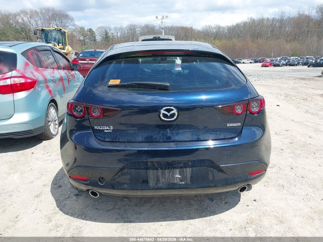 44878642 :رقم المزاد ، JM1BPBKL9M1347172 vin ، 2021 Mazda Mazda3 Select مزاد بيع