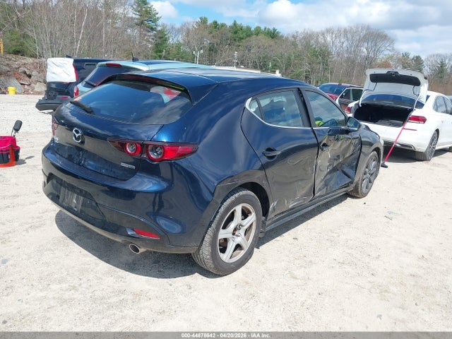 44878642 :رقم المزاد ، JM1BPBKL9M1347172 vin ، 2021 Mazda Mazda3 Select مزاد بيع
