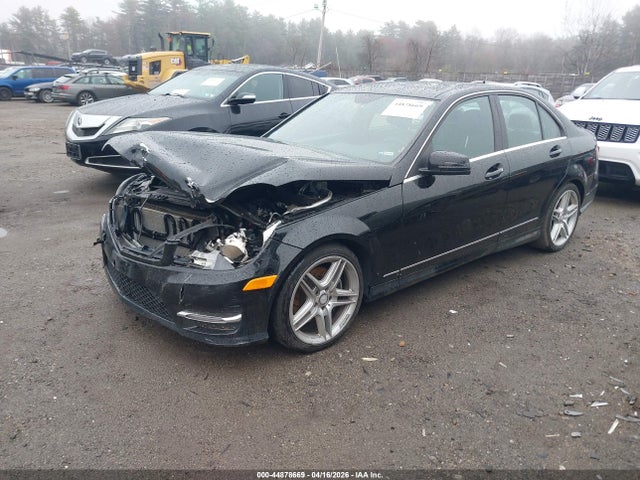 Продаж на аукціоні авто 2014 Mercedes-benz C 300 Sport 4matic, vin: WDDGF8AB3EA938402, номер лоту: 44878669