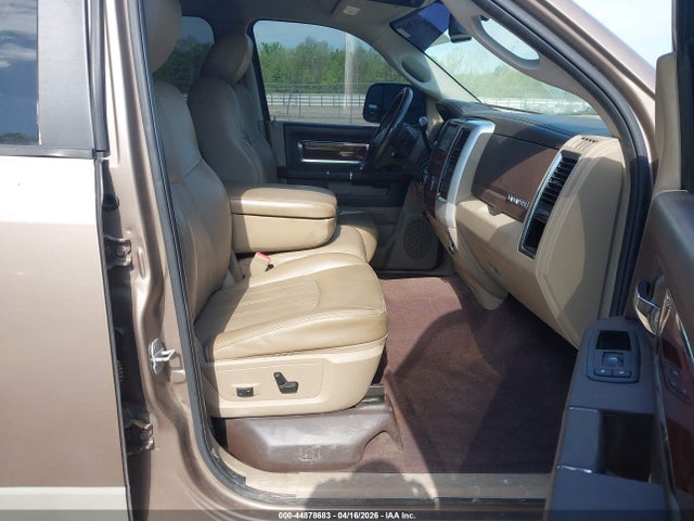 44878683 :رقم المزاد ، 1D7RV1CT6AS147228 vin ، 2010 Dodge Ram 1500 Laramie مزاد بيع