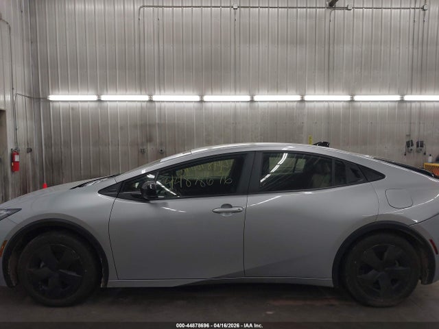 2026 Toyota Prius Le მანქანა იყიდება აუქციონზე, vin: JTDACAAU1T3067650, აუქციონის ნომერი: 44878696