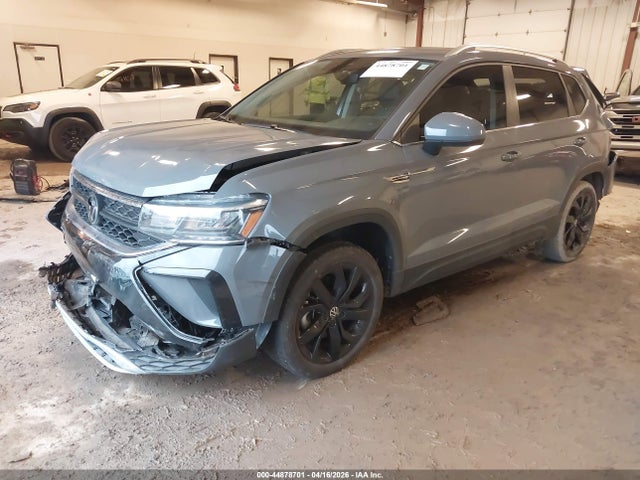 Продажа на аукционе авто 2024 Volkswagen Taos 1.5t Se, vin: 3VVSX7B2XRM083458, номер лота: 44878701