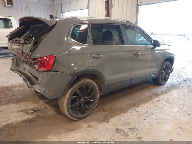 Продажа на аукционе авто 2024 Volkswagen Taos 1.5t Se, vin: 3VVSX7B2XRM083458, номер лота: 44878701