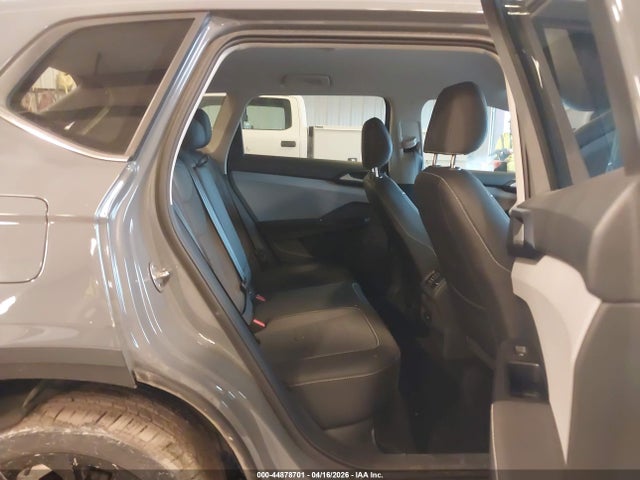 Продажа на аукционе авто 2024 Volkswagen Taos 1.5t Se, vin: 3VVSX7B2XRM083458, номер лота: 44878701