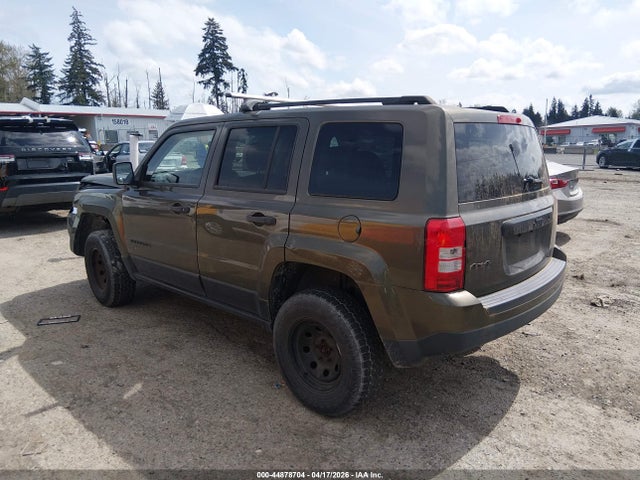 2015 JEEP PATRIOT 1C4NJRBB2FD269902 Photo 2