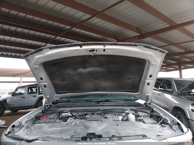 3GCUKRECXGG333587 Chevrolet Silverado 1500 2lt
