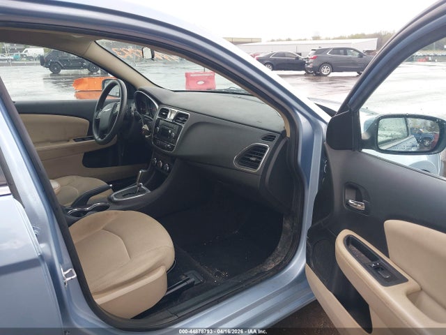 Продажа на аукционе авто 2012 Chrysler 200 Lx, vin: 1C3CCBAG4CN316413, номер лота: 44878793