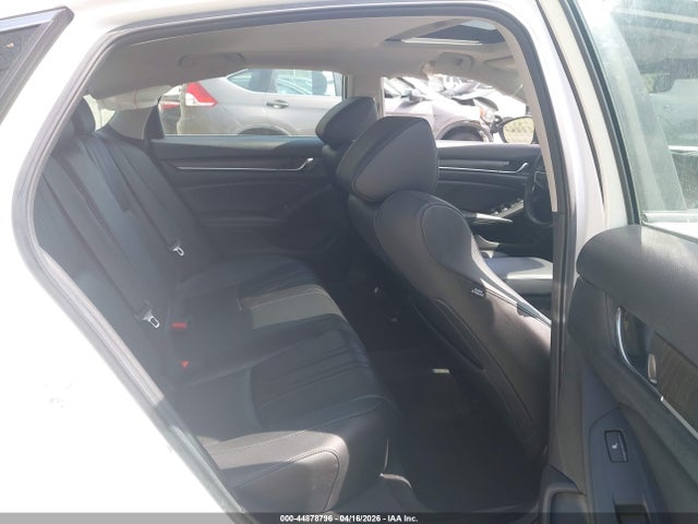 Продажа на аукционе авто 2021 Honda Accord Hybrid Touring, vin: 1HGCV3F97MA019944, номер лота: 44878796