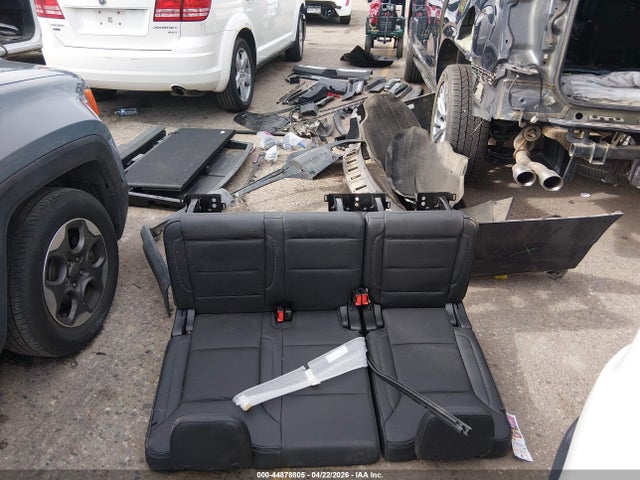 2022 Gmc Yukon Xl 4wd Denali მანქანა იყიდება აუქციონზე, vin: 1GKS2JKL4NR339495, აუქციონის ნომერი: 44878805