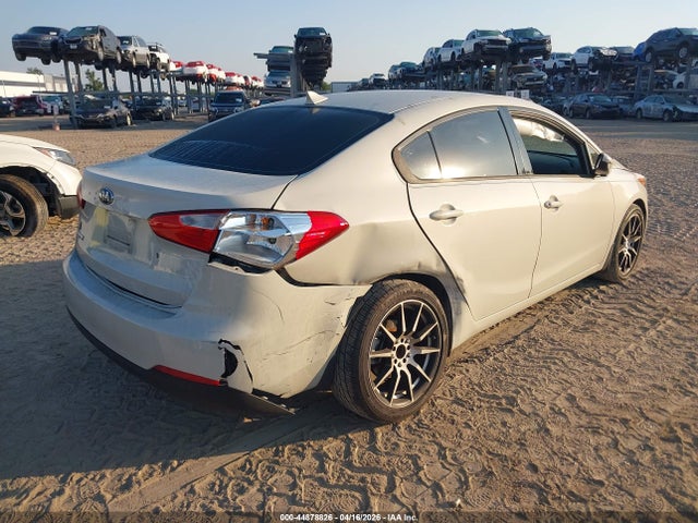 Aukcja sprzedaży 2015 Kia Forte Lx, vin: KNAFK4A69F5259724, numer aukcji: 44878826