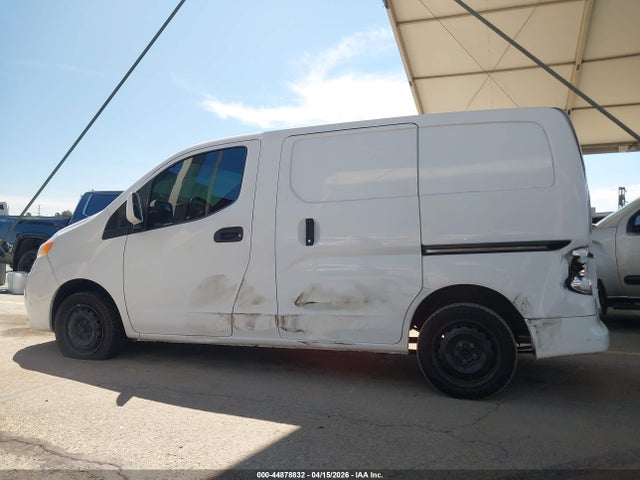 3N6CM0KN5FK690823 Nissan NV200 SV