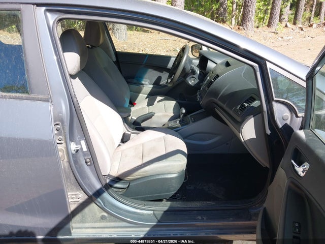 Aukcja sprzedaży 2016 Kia Forte Lx, vin: KNAFX4A6XG5553054, numer aukcji: 44878851