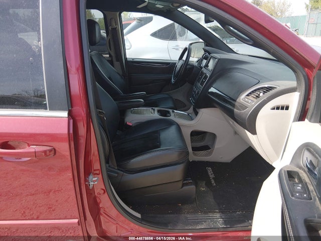 44878856 :رقم المزاد ، 2C4RDGCGXFR684714 vin ، 2015 Dodge Grand Caravan Sxt Plus مزاد بيع