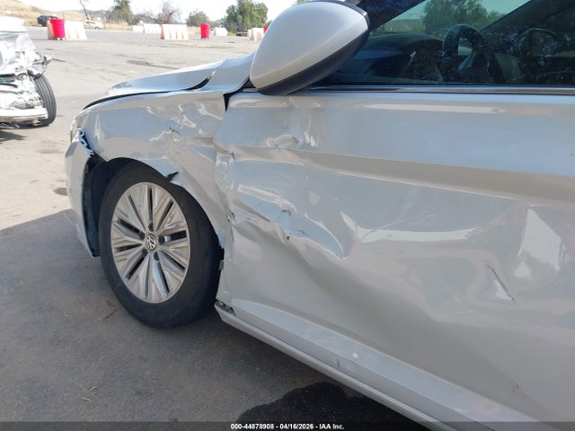 44878908 :رقم المزاد ، 3VWC57BU0KM116027 vin ، 2019 Volkswagen Jetta 1.4t R-line/1.4t S/1.4t Se مزاد بيع
