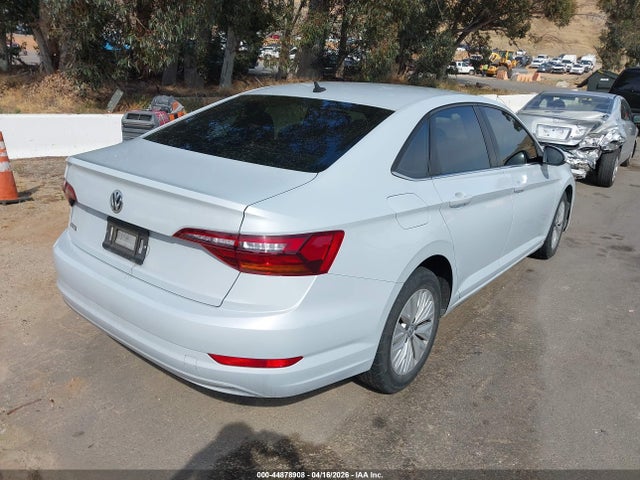 44878908 :رقم المزاد ، 3VWC57BU0KM116027 vin ، 2019 Volkswagen Jetta 1.4t R-line/1.4t S/1.4t Se مزاد بيع