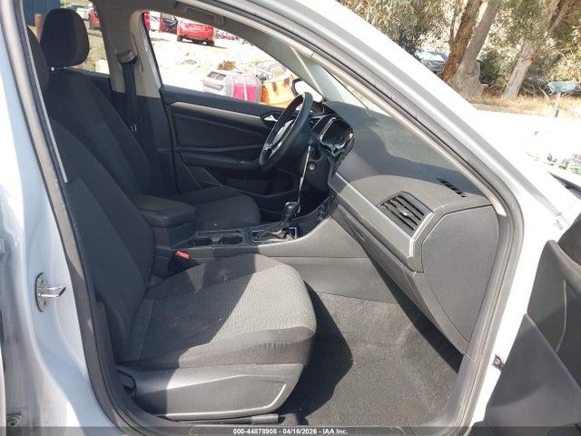 44878908 :رقم المزاد ، 3VWC57BU0KM116027 vin ، 2019 Volkswagen Jetta 1.4t R-line/1.4t S/1.4t Se مزاد بيع