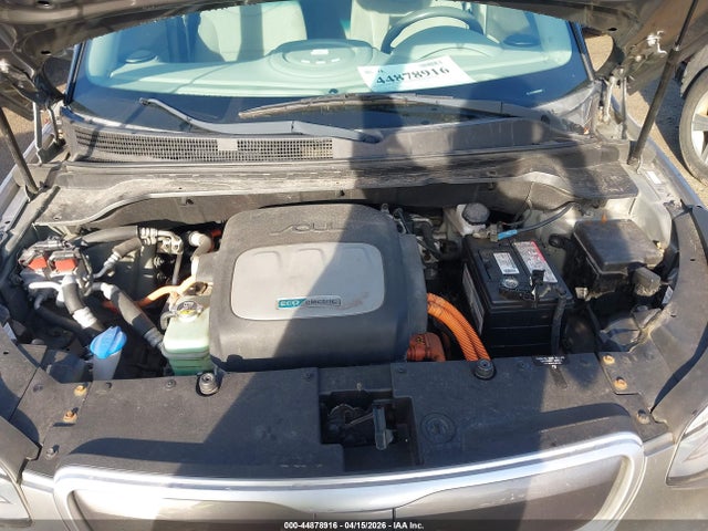 44878916 :رقم المزاد ، KNDJP3AE9H7022349 vin ، 2017 Kia Soul Ev مزاد بيع