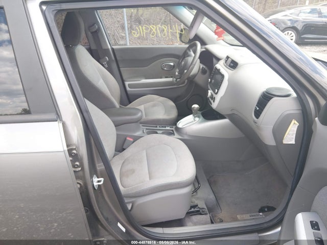 44878916 :رقم المزاد ، KNDJP3AE9H7022349 vin ، 2017 Kia Soul Ev مزاد بيع
