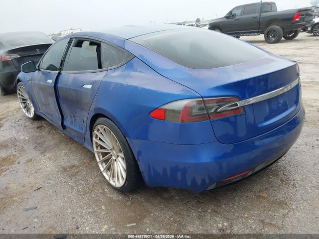 2016 Tesla Model S მანქანა იყიდება აუქციონზე, vin: 5YJSA1E10GF161232, აუქციონის ნომერი: 44878921