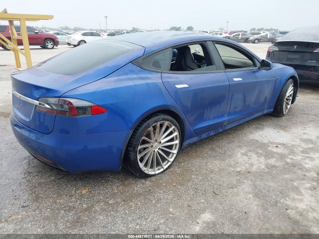 2016 Tesla Model S მანქანა იყიდება აუქციონზე, vin: 5YJSA1E10GF161232, აუქციონის ნომერი: 44878921