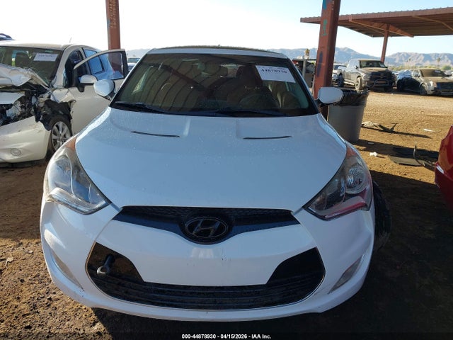 Auction sale of the 2013 Hyundai Veloster, vin: KMHTC6AD7DU178927, lot number: 44878930