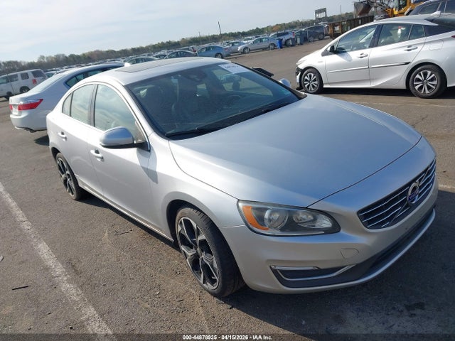 2015 VOLVO S60 YV149MFD5F1317858