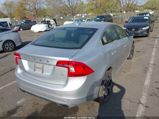 2015 VOLVO S60 YV149MFD5F1317858 Photo 3