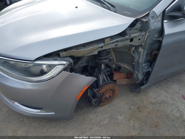 2015 Chrysler 200 Limited მანქანა იყიდება აუქციონზე, vin: 1C3CCCAB3FN630956, აუქციონის ნომერი: 44878942