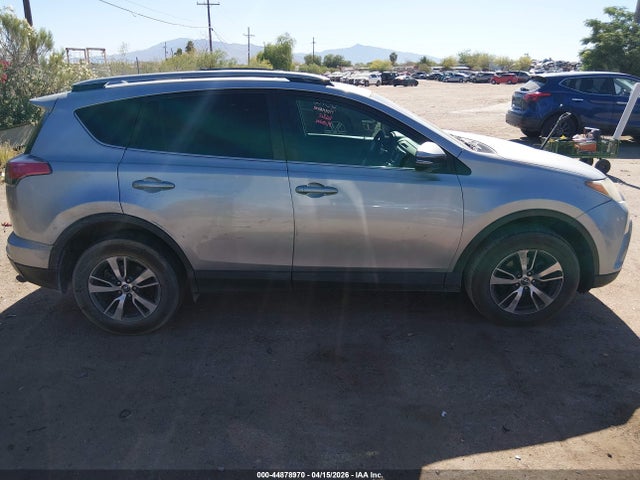 Toyota Rav4 Xle 2017 2T3RFREV6HW570283 Image 13