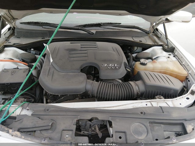Продаж на аукціоні авто 2022 Chrysler 300 S, vin: 2C3CCABG7NH120969, номер лоту: 44878981