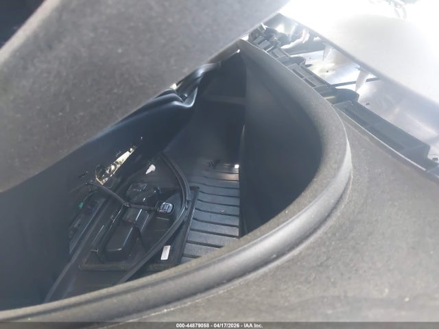 2026 Tesla Model Y Premium Rear-wheel Drive/standard Rear-wheel Drive მანქანა იყიდება აუქციონზე, vin: 7SAYGDED9TA475718, აუქციონის ნომერი: 44879058