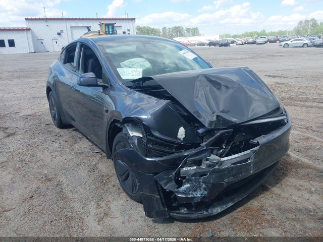 2026 Tesla Model Y Premium Rear-wheel Drive/standard Rear-wheel Drive მანქანა იყიდება აუქციონზე, vin: 7SAYGDED9TA475718, აუქციონის ნომერი: 44879058