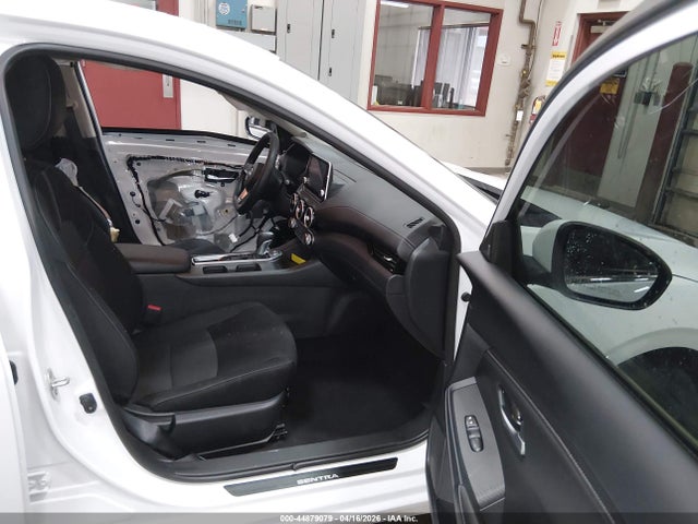 2025 Nissan Sentra Sv მანქანა იყიდება აუქციონზე, vin: 3N1AB8CV3SY230244, აუქციონის ნომერი: 44879079