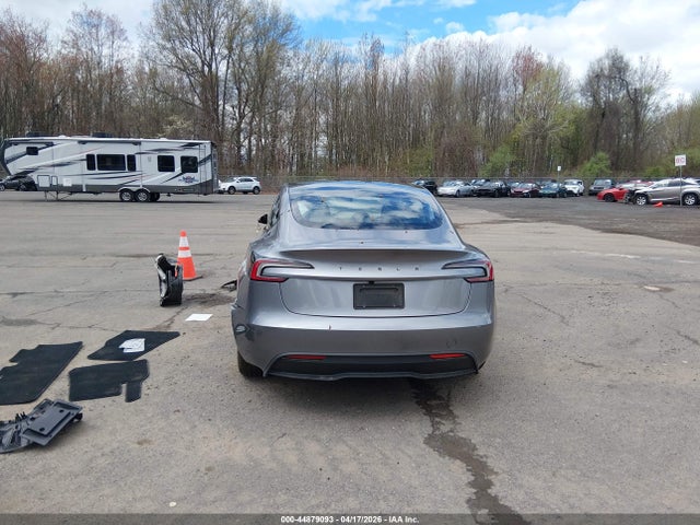 5YJ3E1EA1TF140800 Tesla Model 3 Premium Rear-wheel Drive/standard Rear-wheel Drive