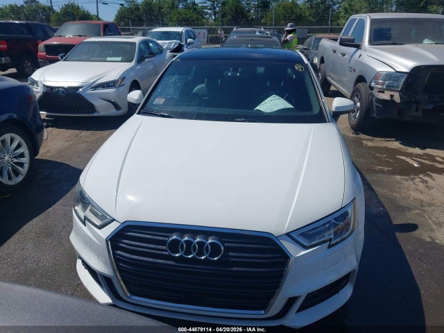 2017 Audi A3 2.0t Premium მანქანა იყიდება აუქციონზე, vin: WAUJ8GFF8H1016015, აუქციონის ნომერი: 44879114