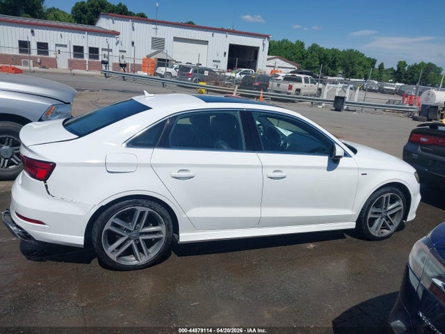 2017 Audi A3 2.0t Premium მანქანა იყიდება აუქციონზე, vin: WAUJ8GFF8H1016015, აუქციონის ნომერი: 44879114