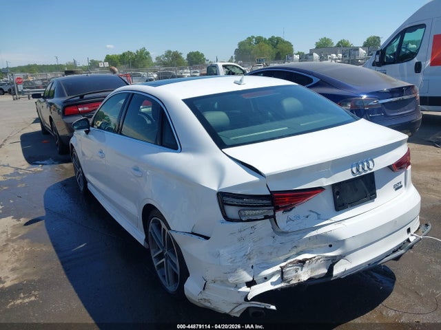 2017 Audi A3 2.0t Premium მანქანა იყიდება აუქციონზე, vin: WAUJ8GFF8H1016015, აუქციონის ნომერი: 44879114