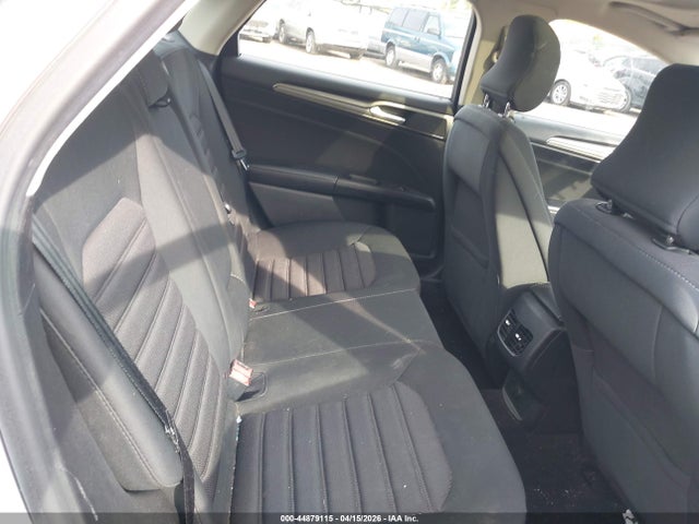 44879115 :رقم المزاد ، 3FA6P0HDXHR346197 vin ، 2017 Ford Fusion Se مزاد بيع