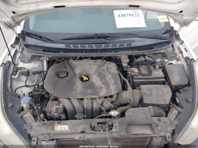 44879122 :رقم المزاد ، 5NPDH4AE3EH475857 vin ، 2014 Hyundai Elantra Se مزاد بيع