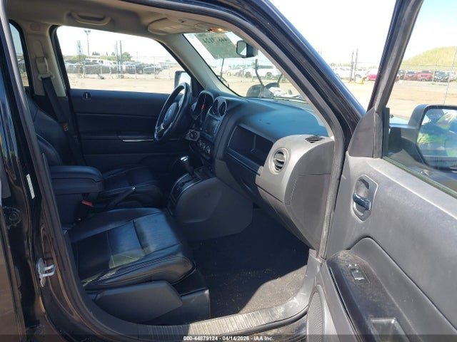 44879124 :رقم المزاد ، 1J4NF4GBXBD155289 vin ، 2011 Jeep Patriot Latitude X مزاد بيع